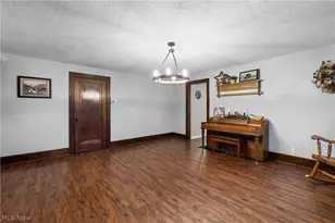 423 W Main St, Dalton, OH 44618 - Photo 3