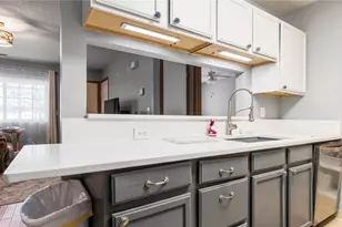 3712 Colony Hill Dr, Zanesville, OH 43701 - Photo 11