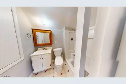 30008 Mildred Drive, Willowick, OH 44095 - Photo 17