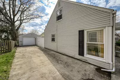 1266 Curtis Avenue, Cuyahoga Falls, OH 44221 - Photo 43