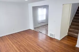 15401 Walvern Blvd Blvd, Maple Heights, OH 44137 - Photo 5