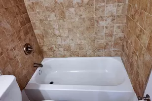 15401 Walvern Blvd Blvd, Maple Heights, OH 44137 - Photo 7