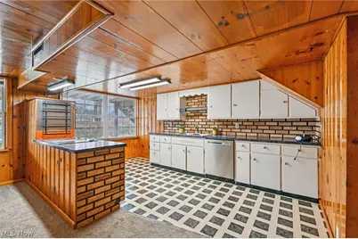 3932 S Main Street, Akron, OH 44319 - Photo 11