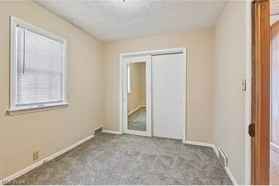 3932 S Main Street, Akron, OH 44319 - Photo 17