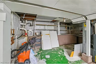 3932 S Main Street, Akron, OH 44319 - Photo 27