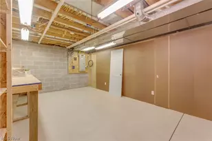 8195 Manor Gate Way, Mentor, OH 44060 - Photo 41