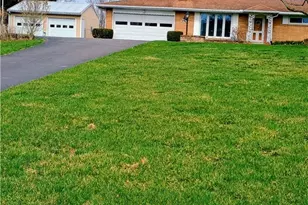 335 Walker Dr, Zanesville, OH 43701 - Photo 1