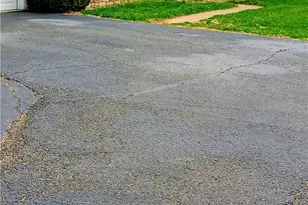 335 Walker Dr, Zanesville, OH 43701 - Photo 3