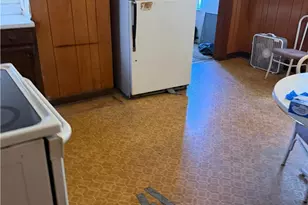 19870 Pasnow Ave, Euclid, OH 44119 - Photo 5