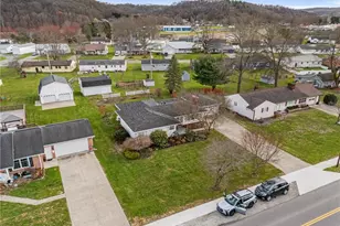 516 E Main St, Gnadenhutten, OH 44629 - Photo 37