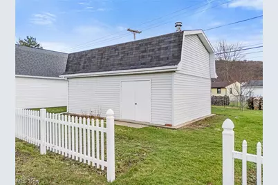 516 E Main Street, Gnadenhutten, OH 44629 - Photo 31