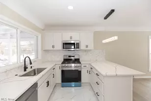 4059 Colony Rd, South Euclid, OH 44121 - Photo 11