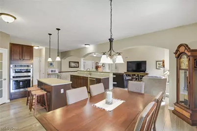 12218 Prospect Road, Strongsville, OH 44149 - Photo 17