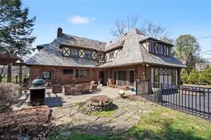 131 N Wheaton Rd, Akron, OH 44313 - Photo 7