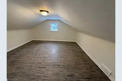 22350 S Woodland Road, Huber Heights, OH 44122 - Photo 27