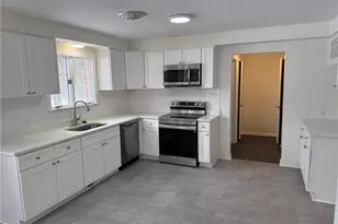 22350 S Woodland Rd, Huber Heights, OH 44122 - Photo 13