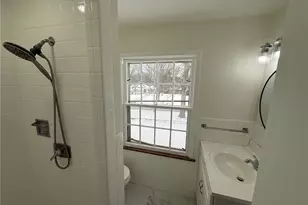 22350 S Woodland Rd, Huber Heights, OH 44122 - Photo 17