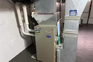 22350 S Woodland Rd, Huber Heights, OH 44122 - Photo 29