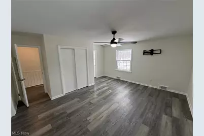 22350 S Woodland Road, Huber Heights, OH 44122 - Photo 19