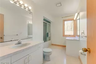 13015 Pearl Rd, Chardon, OH 44024 - Photo 35