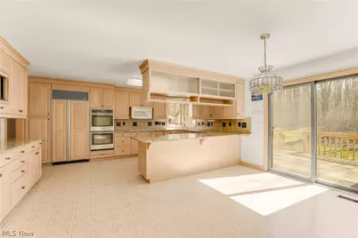 13015 Pearl Road, Chardon, OH 44024 - Photo 11