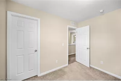 6935 Meadow Lakes Boulevard, North Ridgeville, OH 44039 - Photo 25