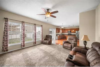 6935 Meadow Lakes Boulevard, North Ridgeville, OH 44039 - Photo 3