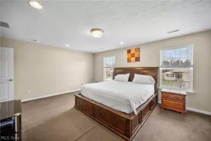 6935 Meadow Lakes Blvd, North Ridgeville, OH 44039 - Photo 19