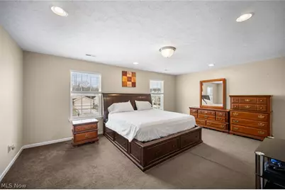 6935 Meadow Lakes Boulevard, North Ridgeville, OH 44039 - Photo 15