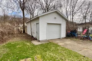 425 Spaulding St, Akron, OH 44310 - Photo 17