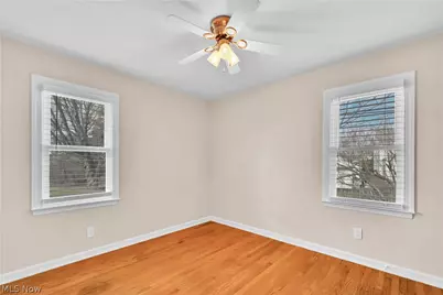 883 Bonnie Brae Avenue NE, Warren, OH 44483 - Photo 11