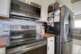 12123 National Dr, Grafton, OH 44044 - Photo 11