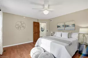 19726 Summer Pl Dr, Strongsville, OH 44149 - Photo 29