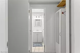 12520 Edgewater Dr, Oakwood, OH 44107 - Photo 13