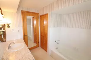 11086 Eby Rd, Sterling, OH 44276 - Photo 19