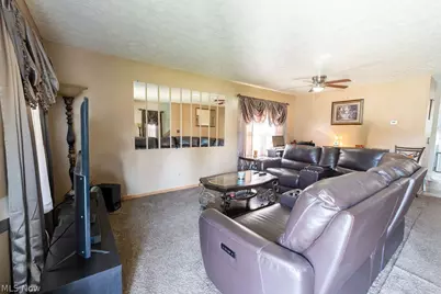 444 Sunshine Avenue, Youngstown, OH 44505 - Photo 17