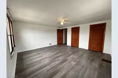 121 Parr Avenue, Mingo Junction, OH 43938 - Photo 9