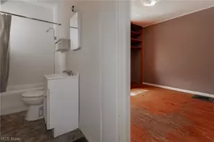 4437 Center St, Willoughby, OH 44094 - Photo 25