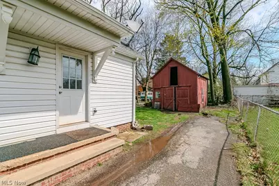 4437 Center Street, Willoughby, OH 44094 - Photo 3