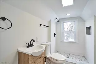 2800 Stark Dr, Willoughby Hills, OH 44094 - Photo 3