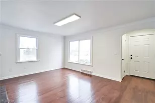 2800 Stark Dr, Willoughby Hills, OH 44094 - Photo 5