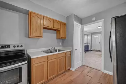 12309 Brookfield Avenue, Loveland, OH 44135 - Photo 7