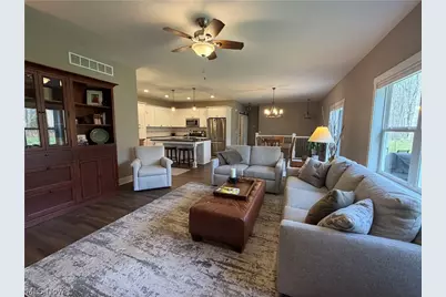 4858 Ashmont Avenue SW, Canton, OH 44706 - Photo 17