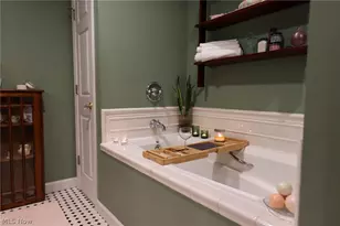 7157 Lochness Dr, Concord, OH 44077 - Photo 17