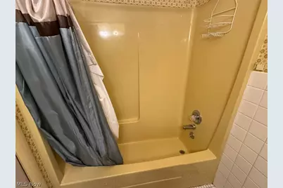 790 S Cleveland Massillon Road, Akron, OH 44333 - Photo 11