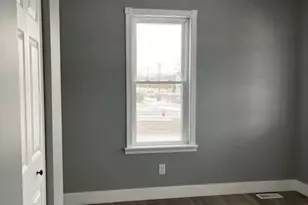 208 S 15th St, Sebring, OH 44672 - Photo 9