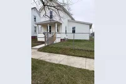 208 S 15th Street, Sebring, OH 44672 - Photo 3