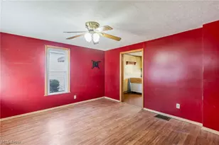 334 W 4th St, Dover, OH 44622 - Photo 5