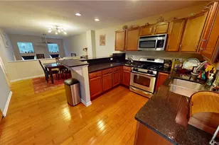 1454 E 105th St, Loveland, OH 44106 - Photo 5