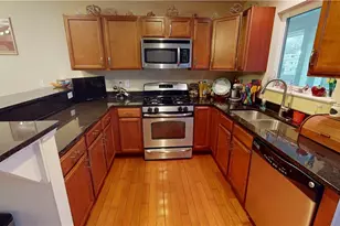 1454 E 105th St, Loveland, OH 44106 - Photo 7